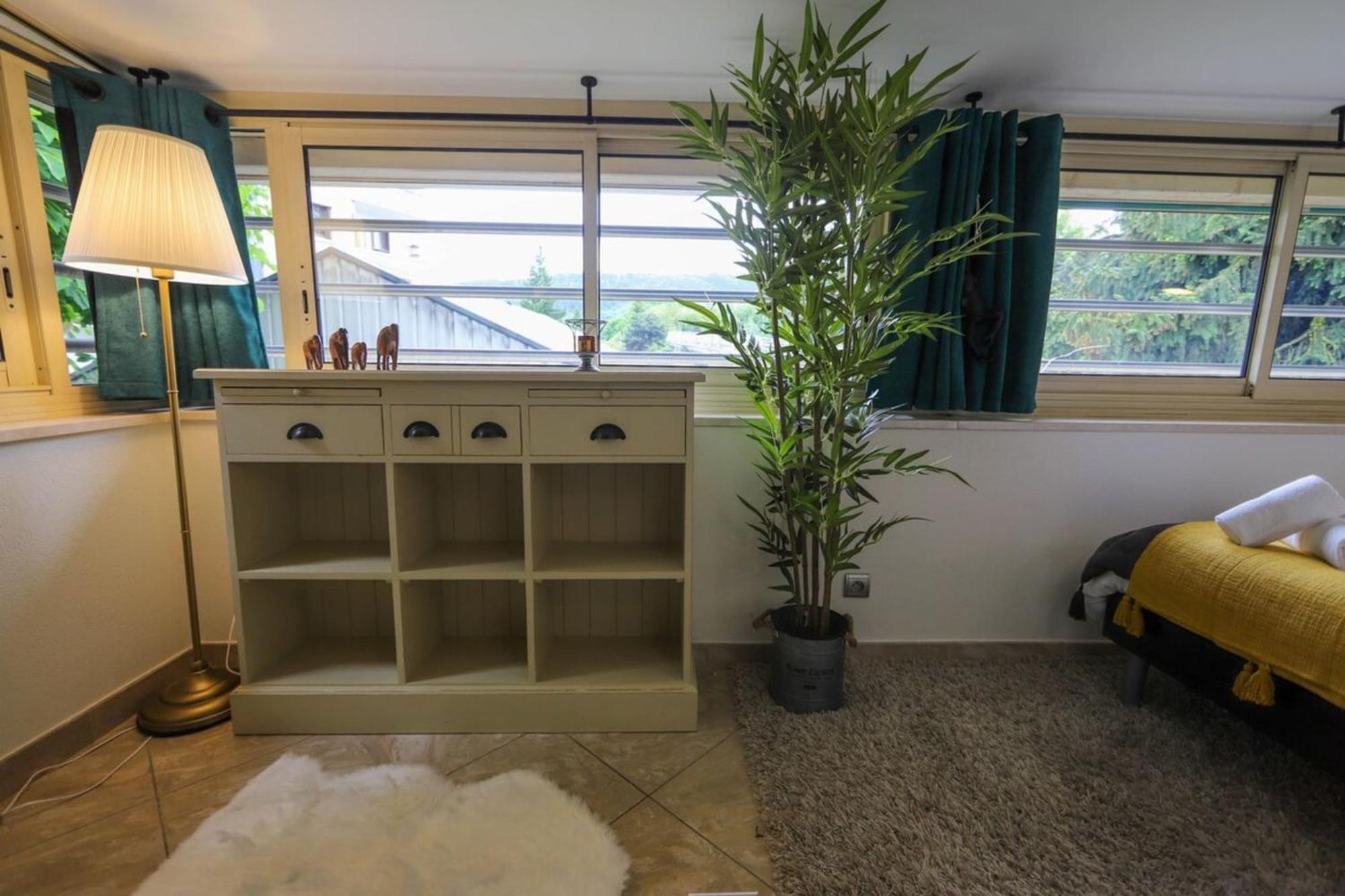 Chez Maminou - 8 Couchages Parking Proche Centre Apartment Annecy Bagian luar foto