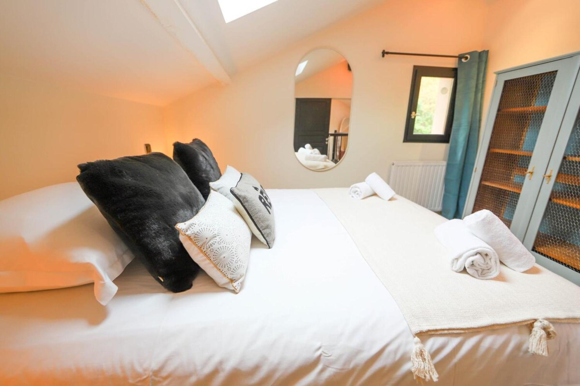 Chez Maminou - 8 Couchages Parking Proche Centre Apartment Annecy Bagian luar foto