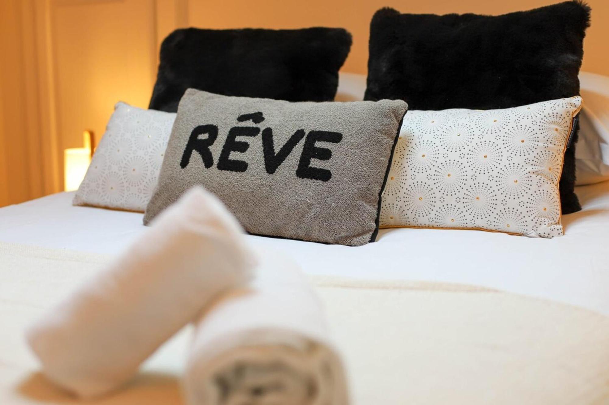 Chez Maminou - 8 Couchages Parking Proche Centre Apartment Annecy Bagian luar foto